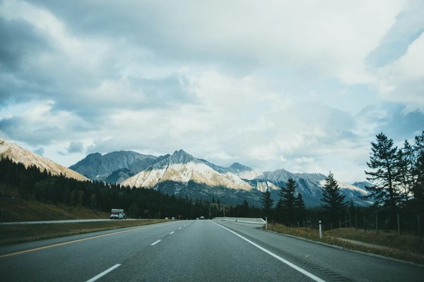 Guide d'achat : Comment choisir un accoudoir central sécuritaire pour votre véhicule ?